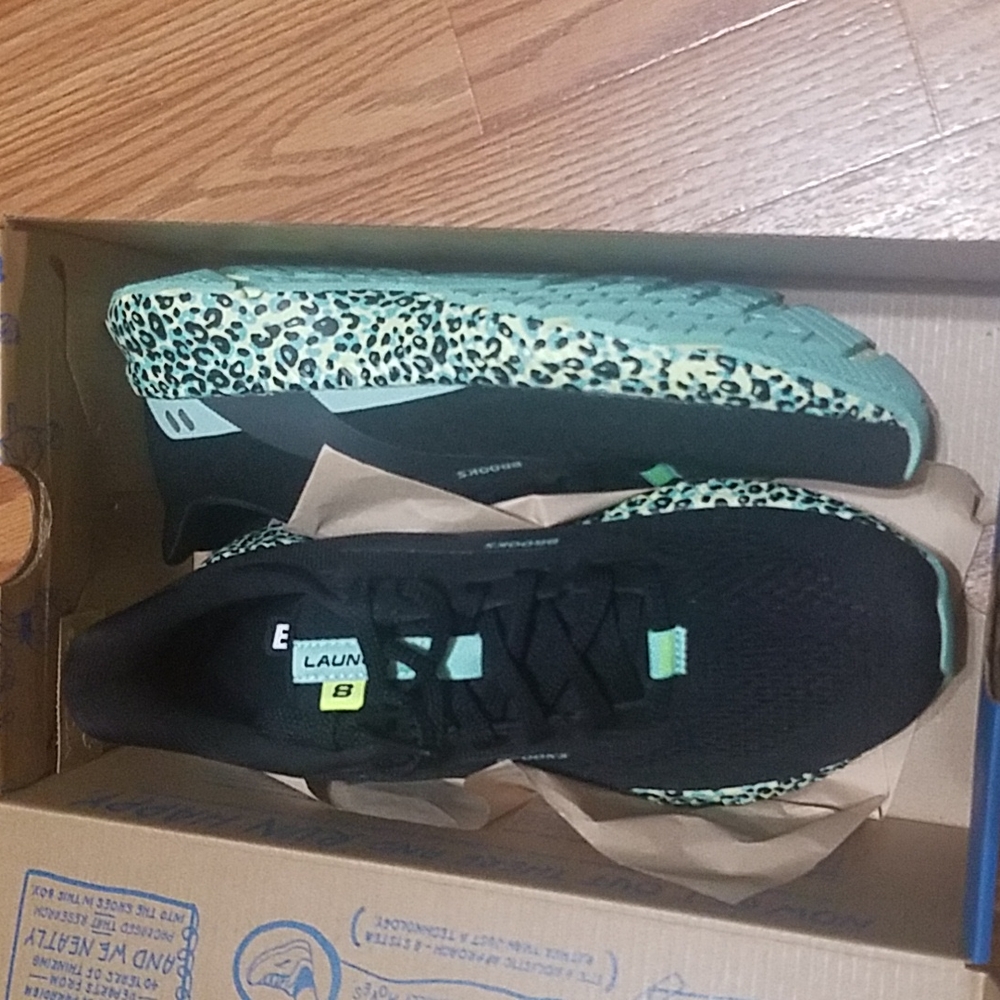 Brooks size 7.5
